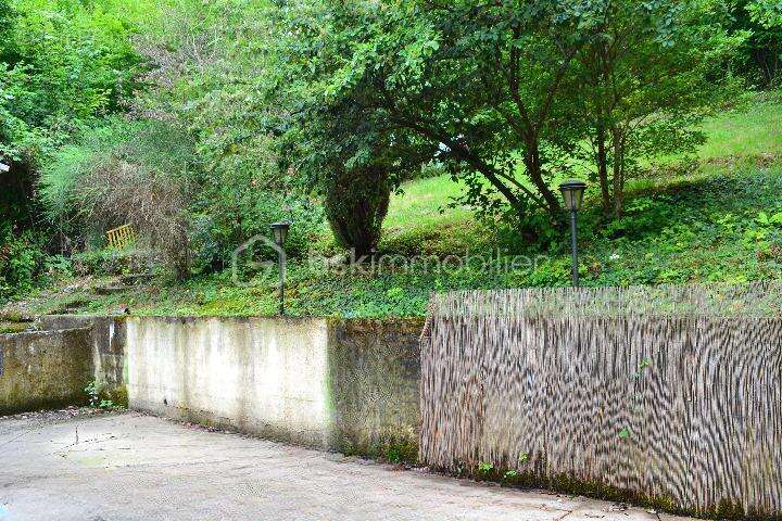 En exclusivité À vendre : Maison élevée sur sous-sol dans un quartier calme - photo 27