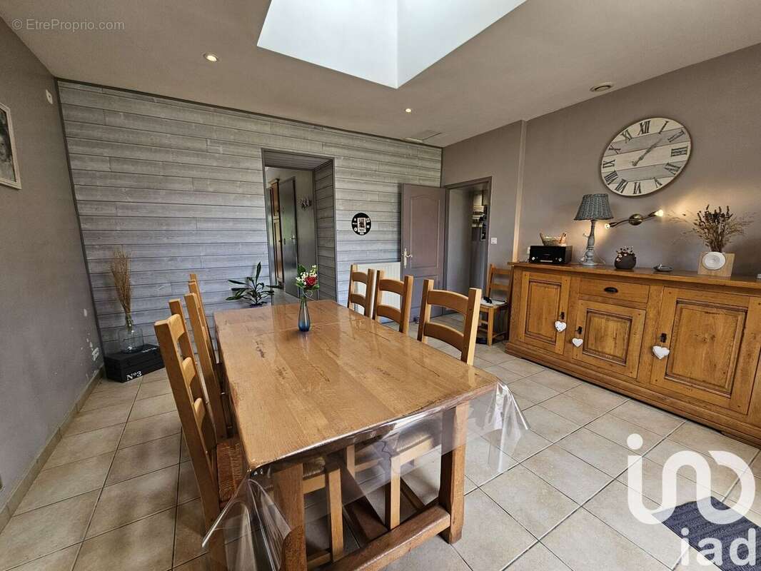 Photo 4 - Maison à ROCHESERVIERE