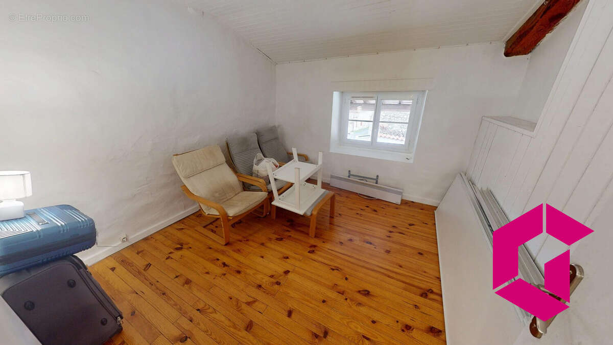 Maison à BAS-EN-BASSET