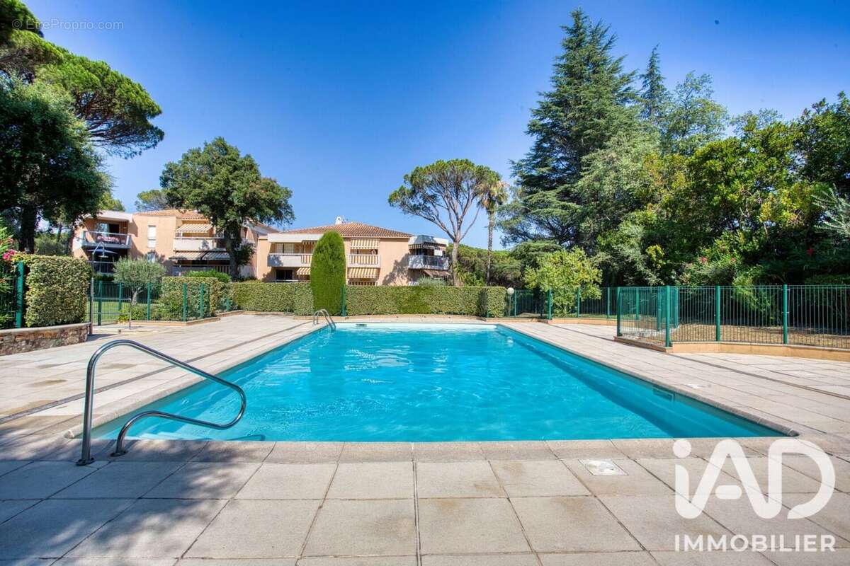 Appartement 43 m² à Saint-Raphael  - photo 3