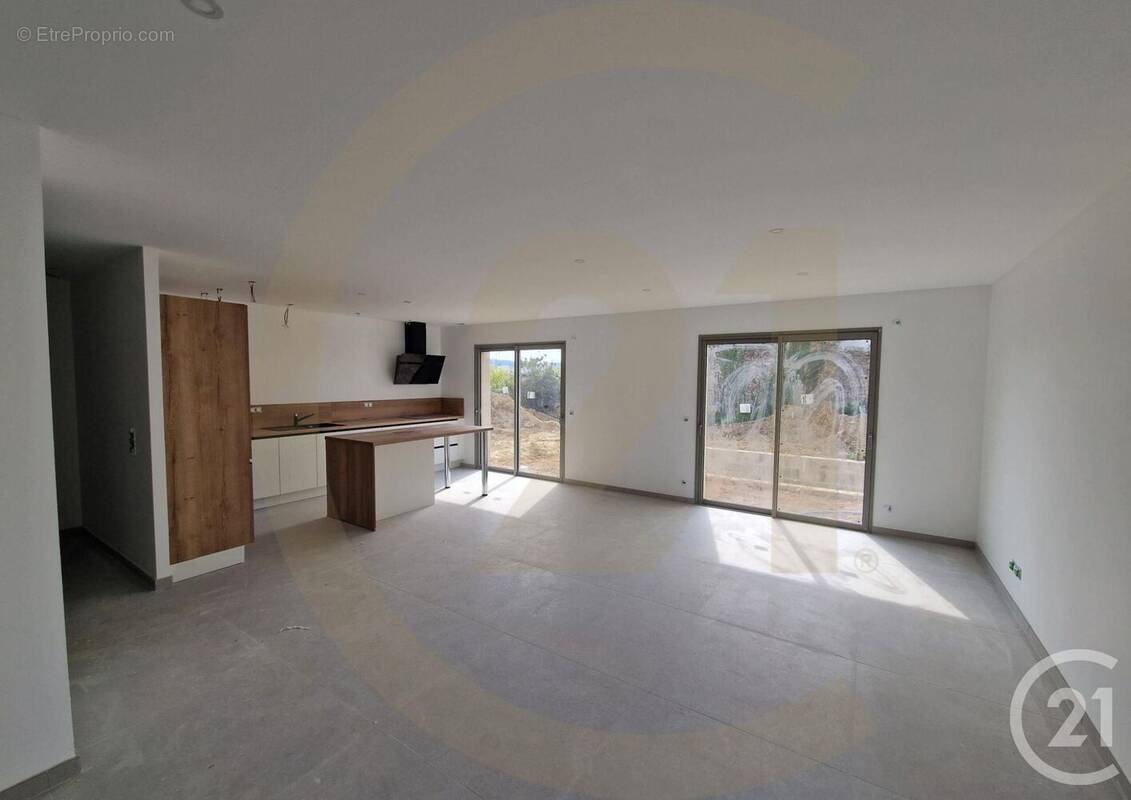 Maison à L&#039;ISLE-D&#039;ABEAU