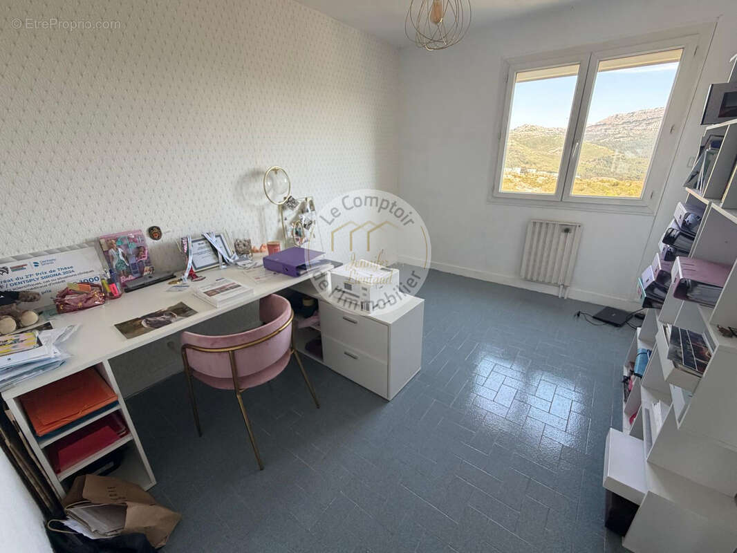 Appartement à MARSEILLE-9E