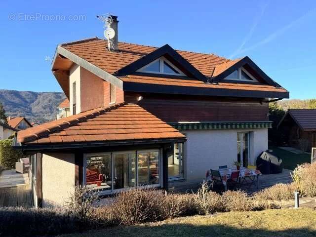 Maison à MENTHONNEX-EN-BORNES
