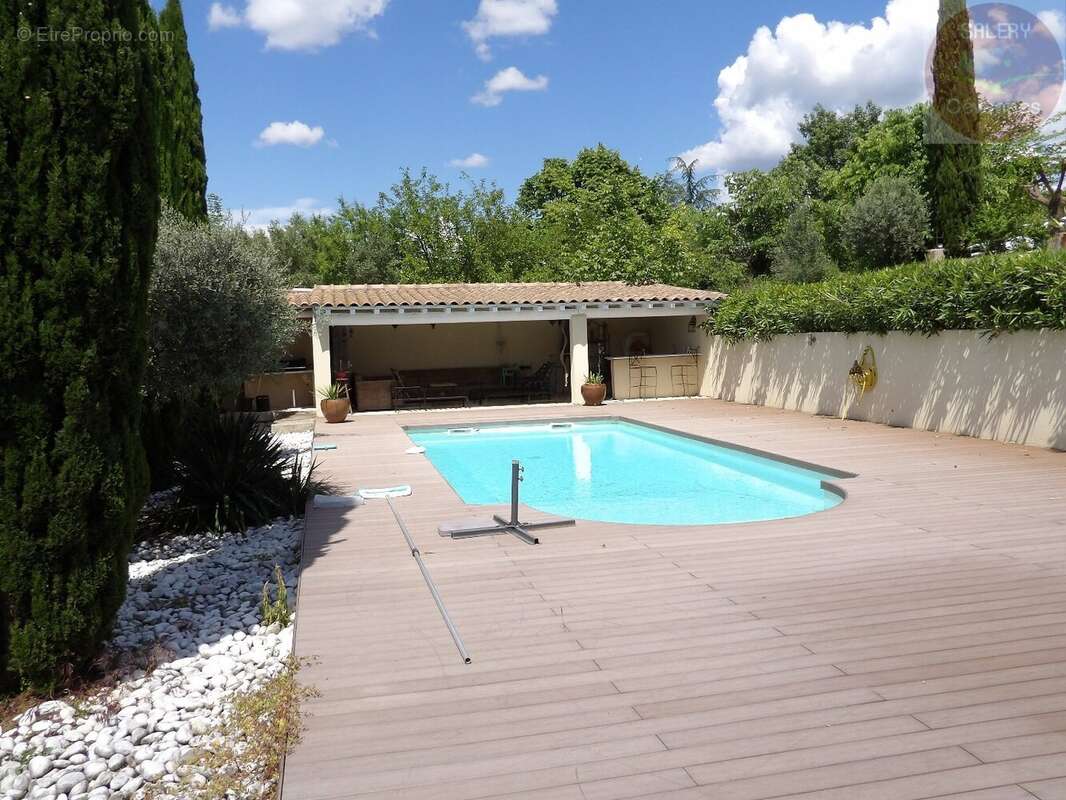 Maison à VEZENOBRES