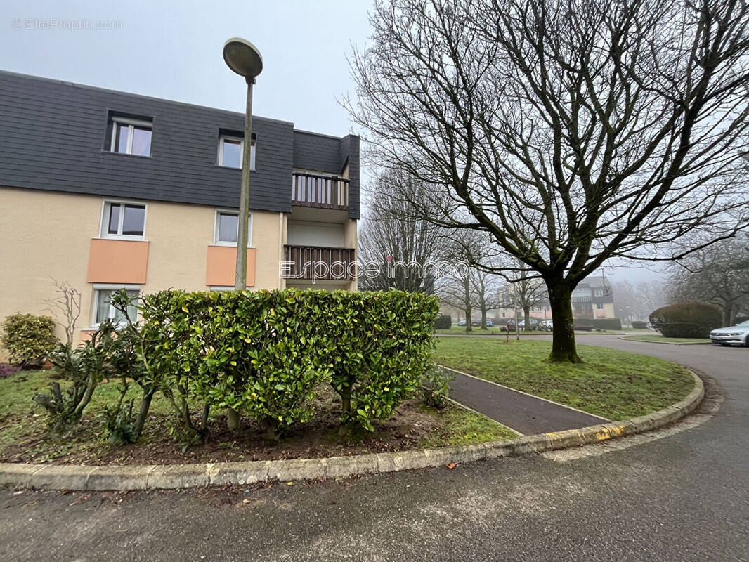 Appartement à MONT-SAINT-AIGNAN