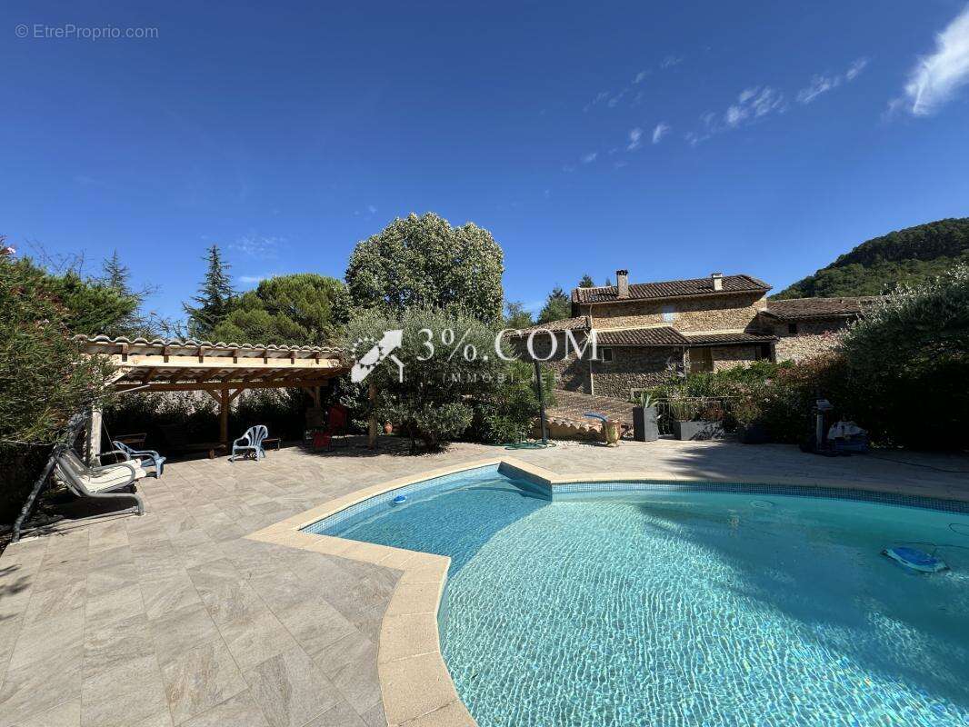 Maison à SAINT-SEBASTIEN-D&#039;AIGREFEUILLE