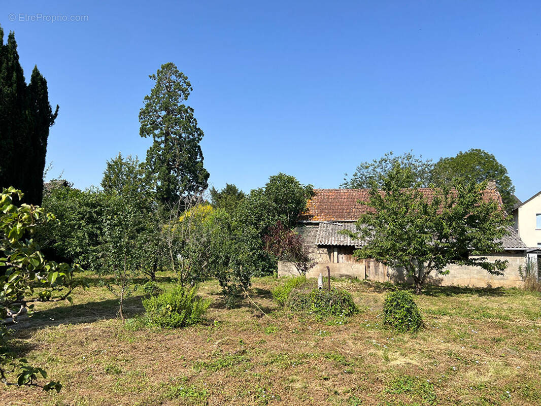 Maison à SAINT-GENIEZ-D'OLT