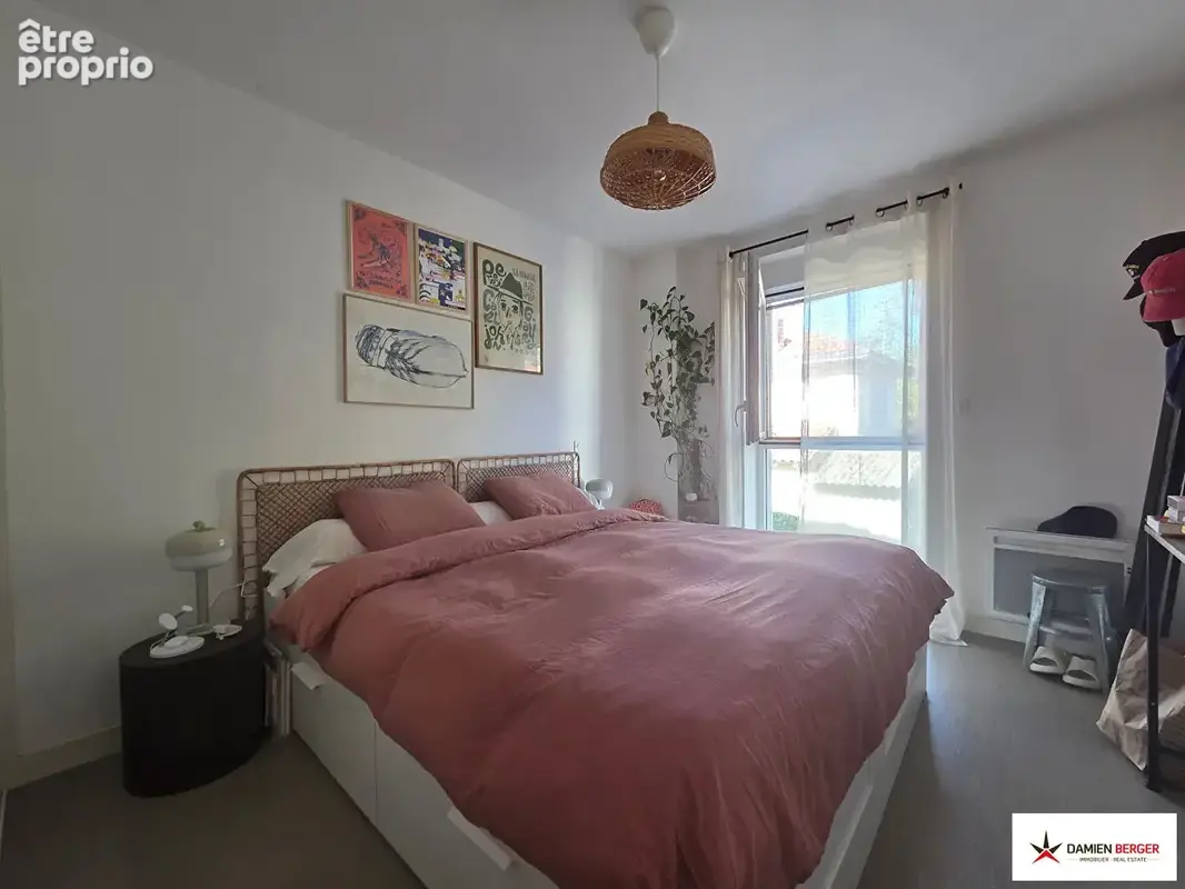 Appartement T3 récent proche vieux port. - photo 7