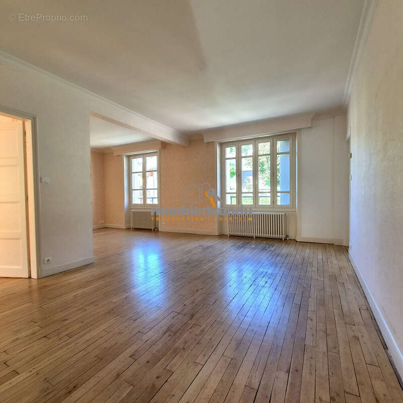 Maison 130 m² à Aurillac  - photo 6