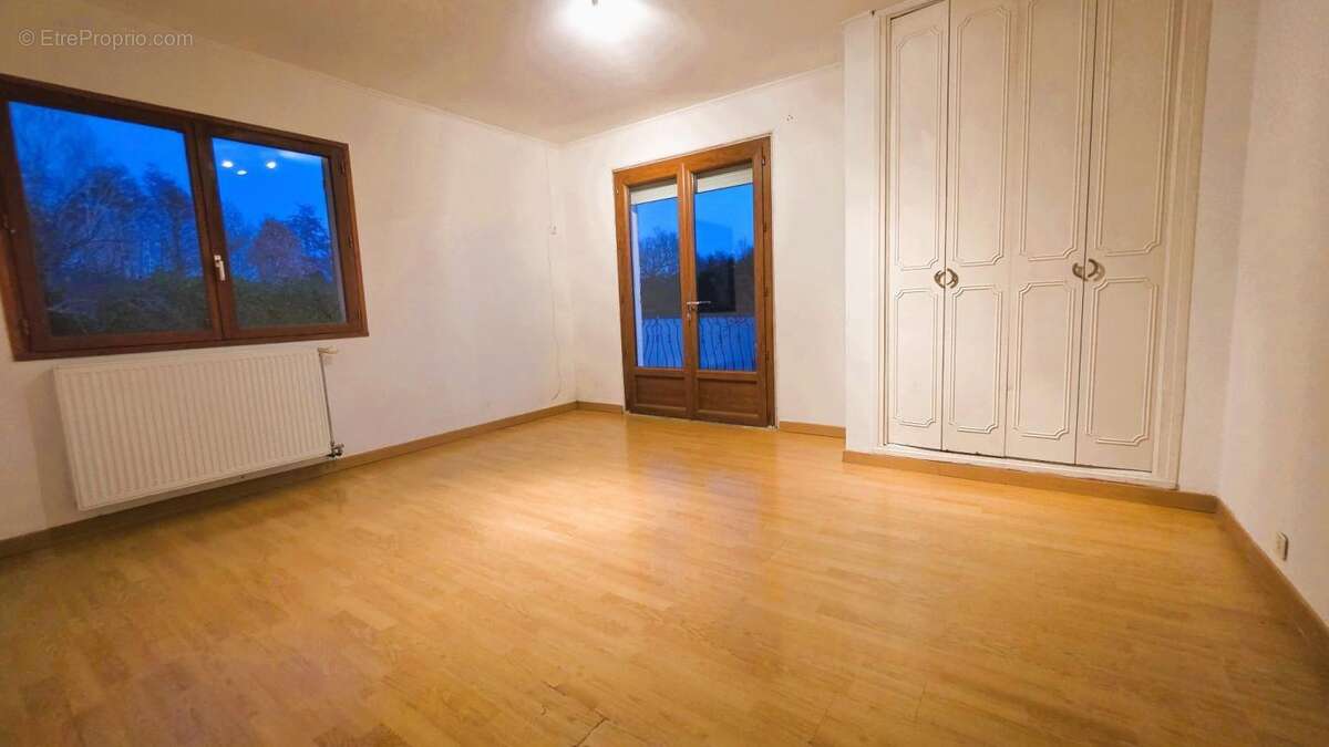 Maison à SAINT-LYS
