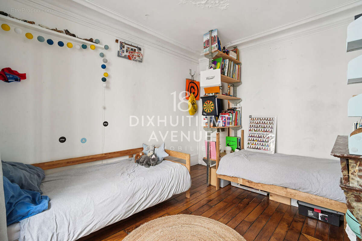 Appartement à PARIS-18E