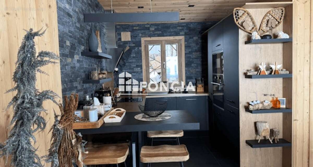 Maison à SAINT-ETIENNE-DE-TINEE