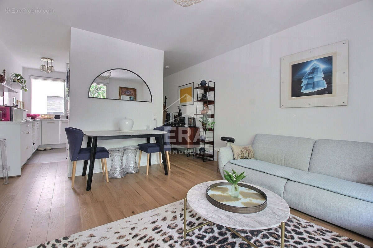 Appartement à CLICHY