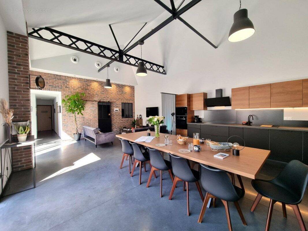 Maison 165 m² à Charlieu  - photo 6