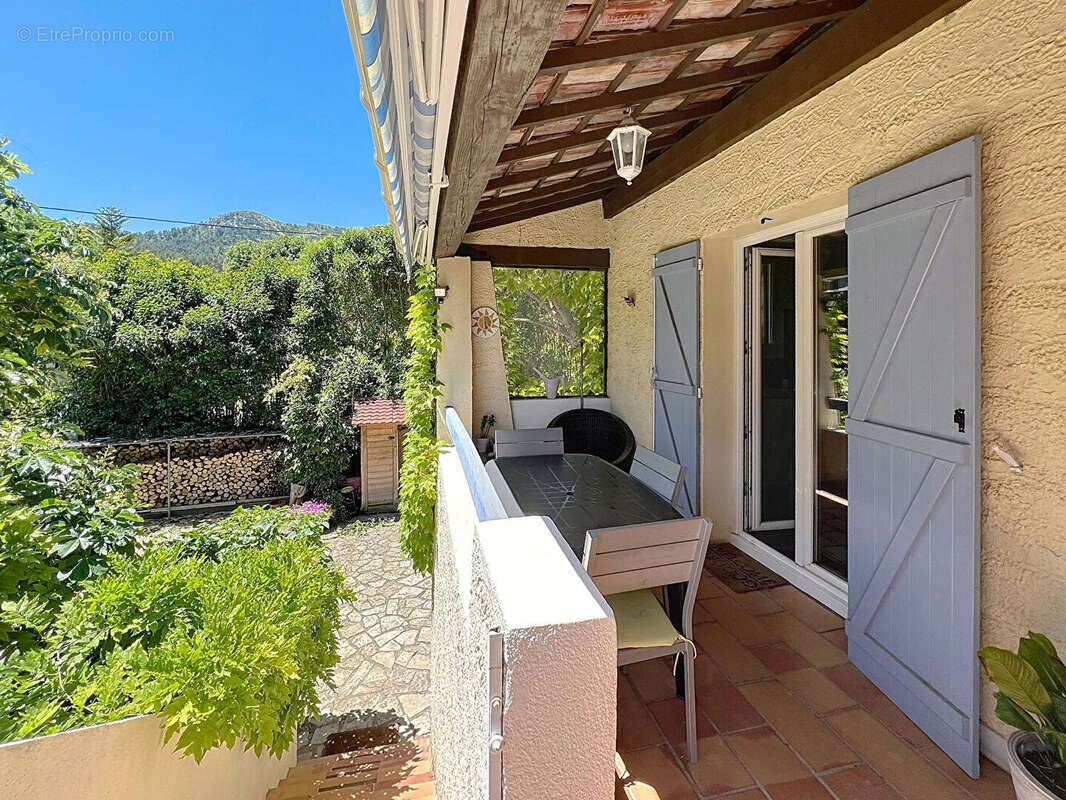 Maison à SAINT-SAVOURNIN