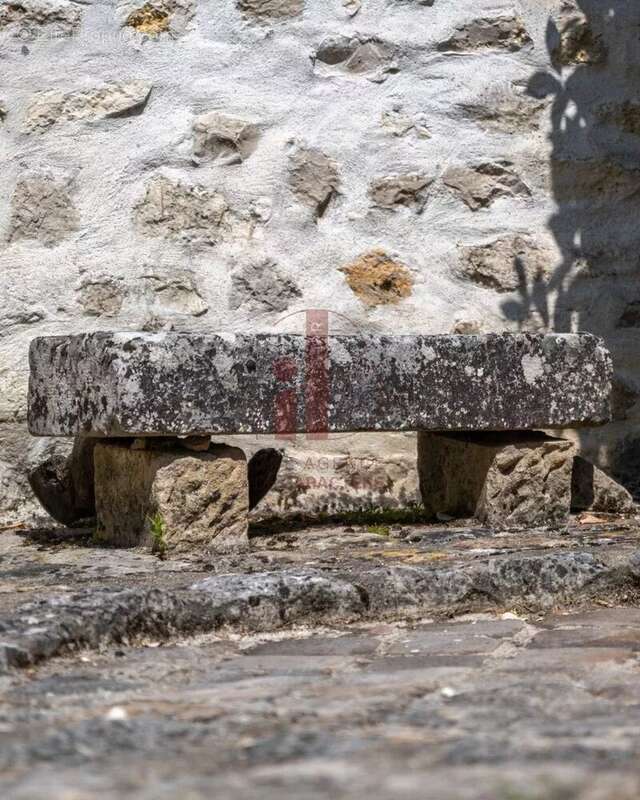 Maison à BOURRON-MARLOTTE