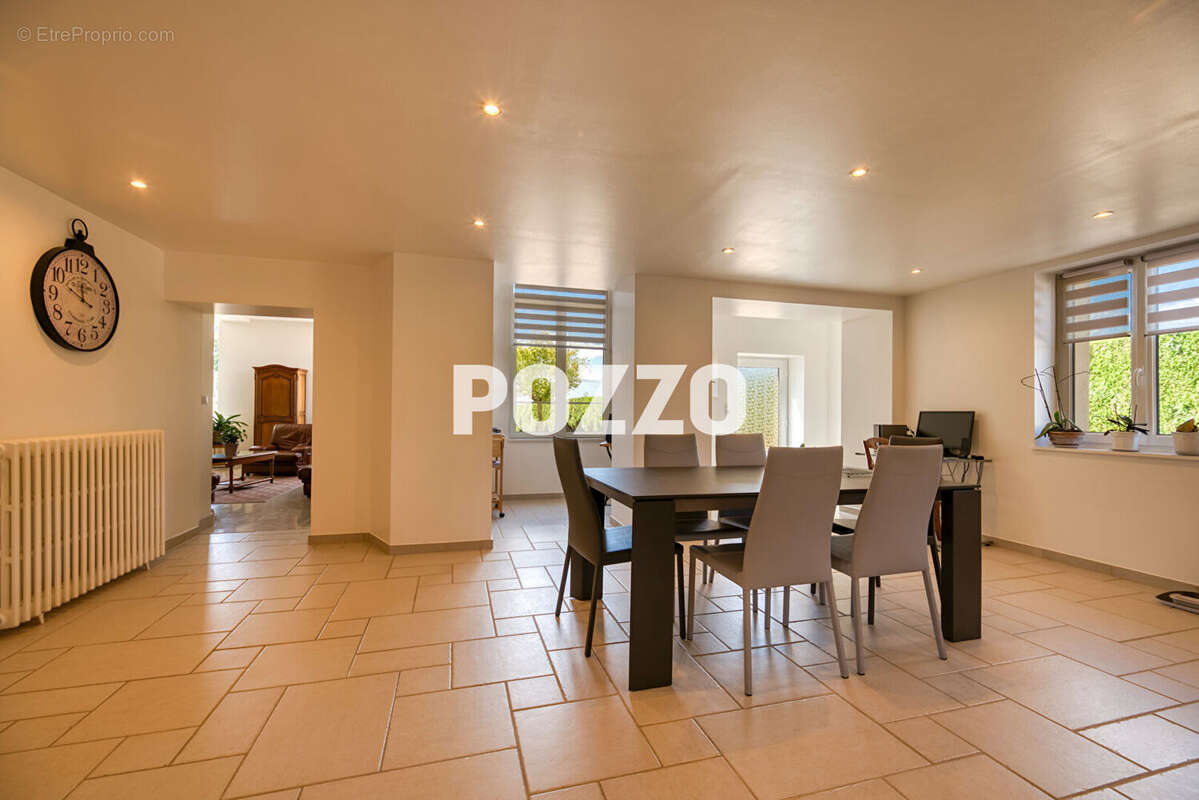 Maison à SAINT-ROMAIN-DE-COLBOSC