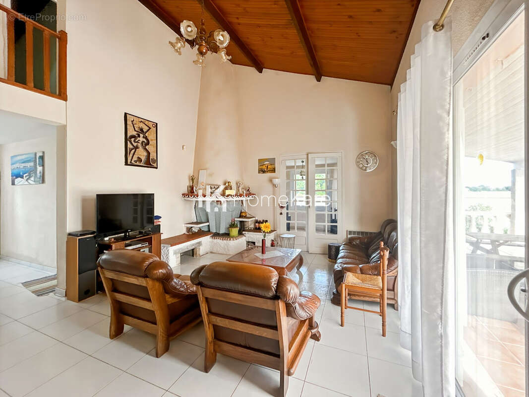 Maison à FONTENILLES