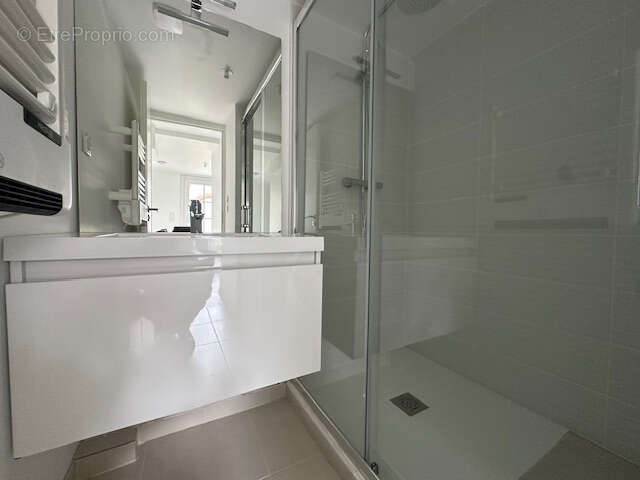 Appartement T3 , 61 m2, entièrement rénové avec jardin - photo 14