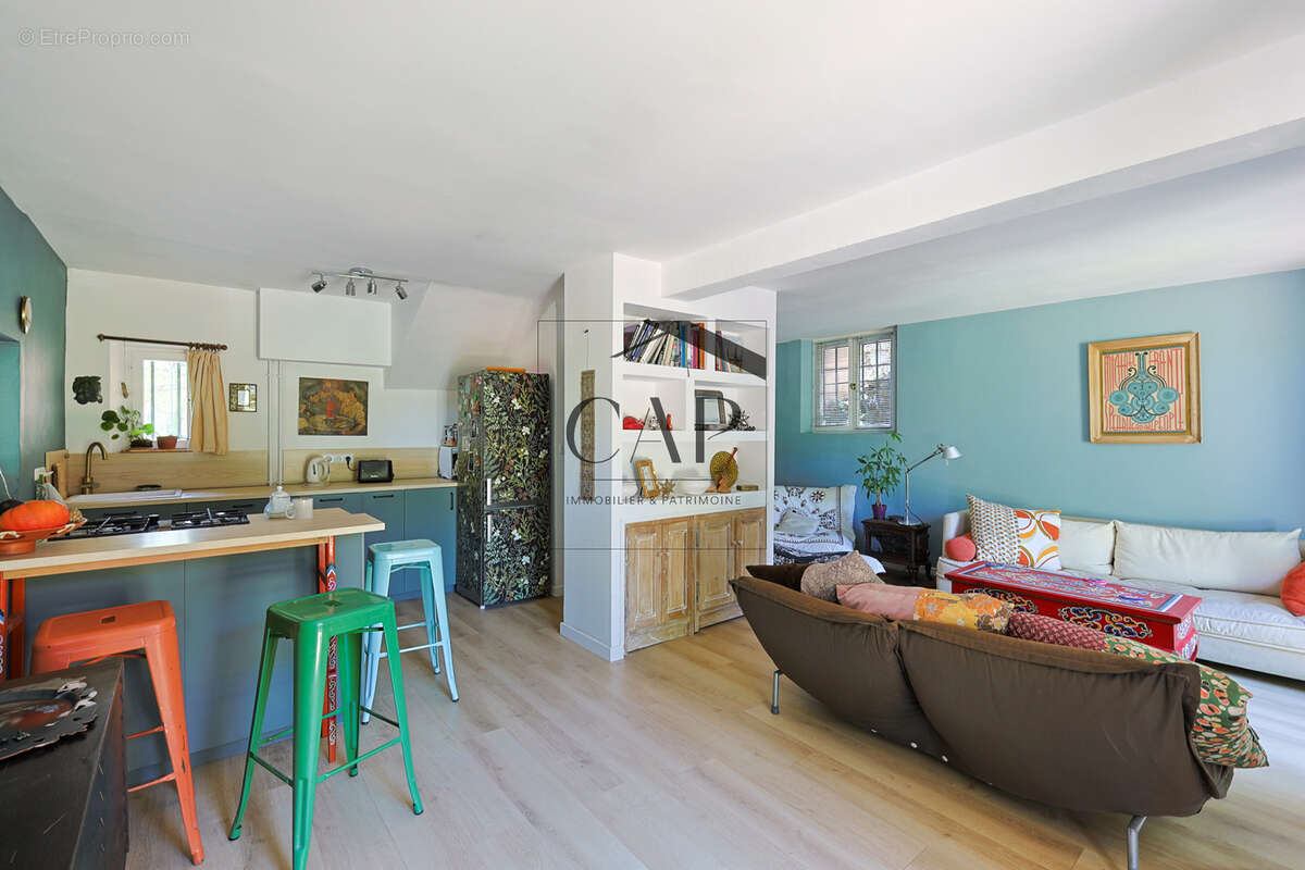 Propriété confidentielle avec piscine sur 3,7 hectares à Aix-en-Provence - photo 13