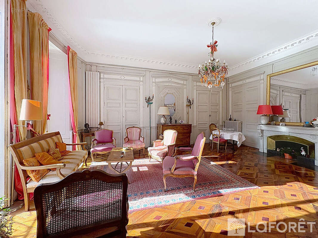 Appartement à LYON-1E