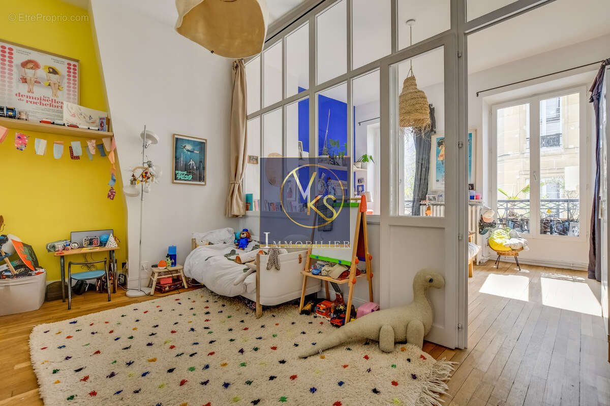 Appartement à PARIS-9E