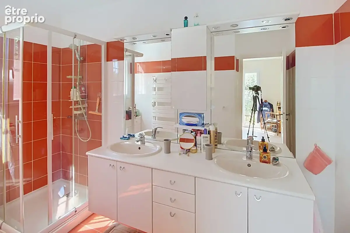 EXCLUSIVITE À VENDRE ! Maison Lorgues 6 pièces 187 m2 + Piscine + garage - photo 11