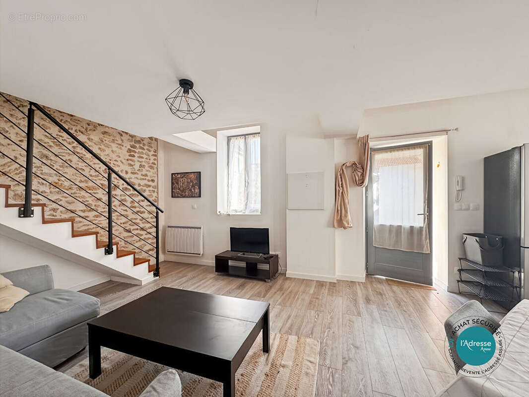 Duplex individuel 46.85m² rénové en hypercentre Mennecy - photo 5