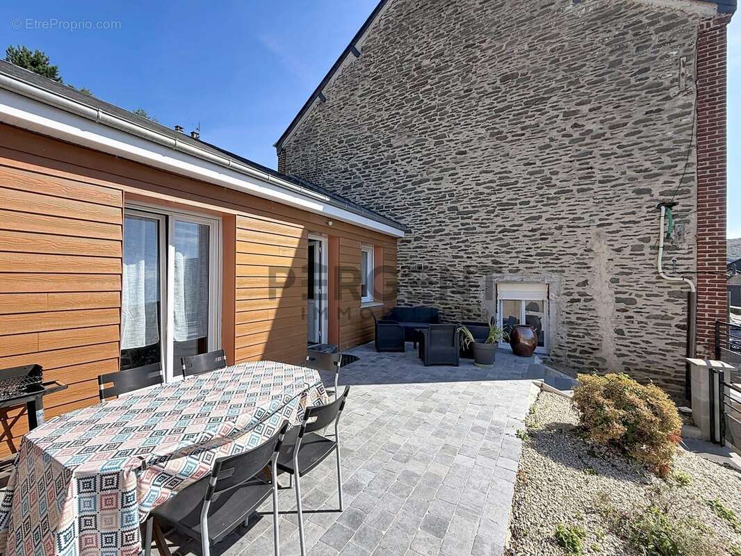 Appartement 208 m² à Bogny-Sur-Meuse  - photo 2
