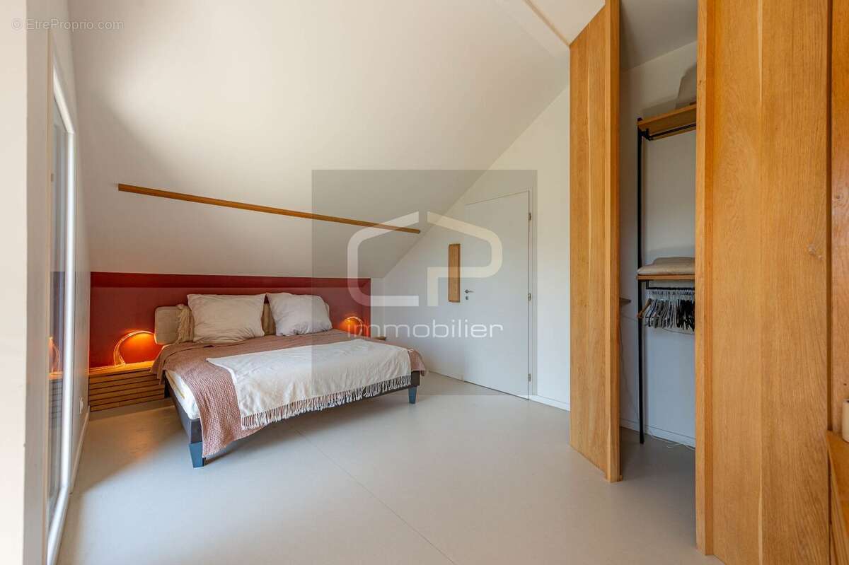 Villa contemporaine d'exception à Bluffy  Vue lac d'Annecy  Élégance, prestations haut de gamme et environnement privilégié - photo 12