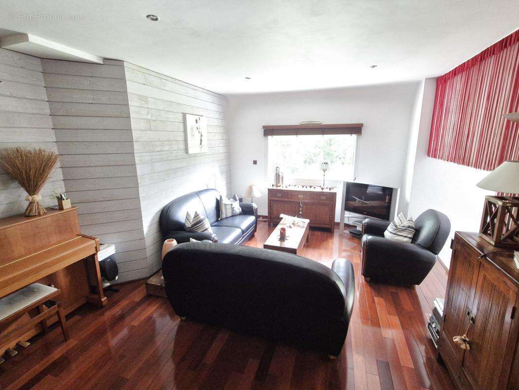 Maison à SAINT-AUBIN-DU-CORMIER