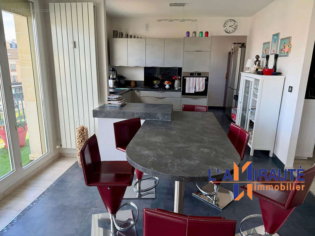 Appartement à MAISONS-LAFFITTE