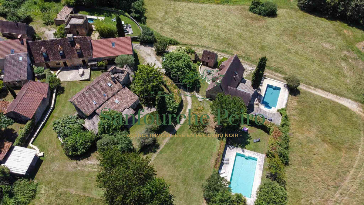 Maison à SARLAT-LA-CANEDA