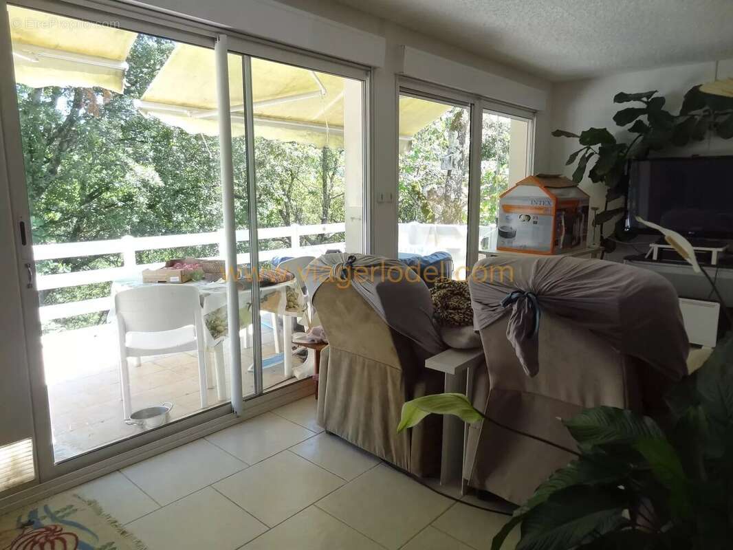 Maison à MOLIERES-SUR-CEZE