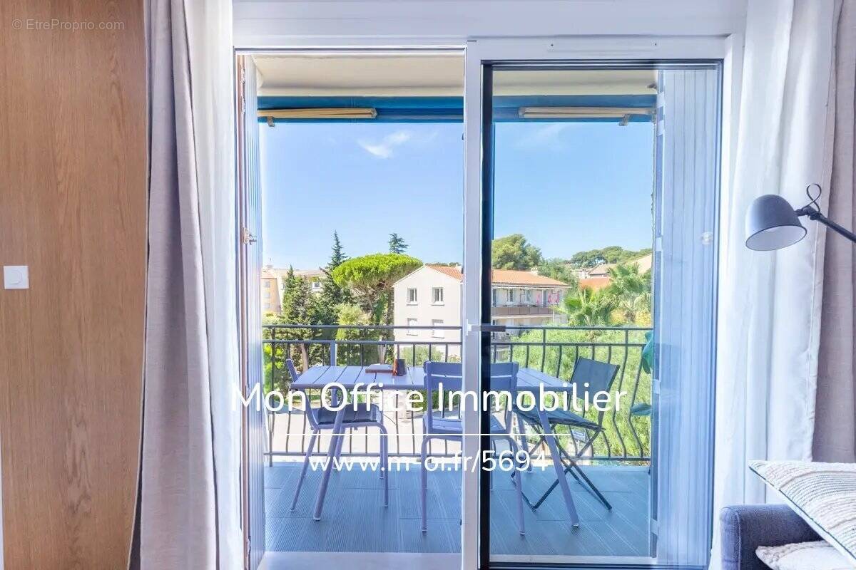 Appartement à SANARY-SUR-MER