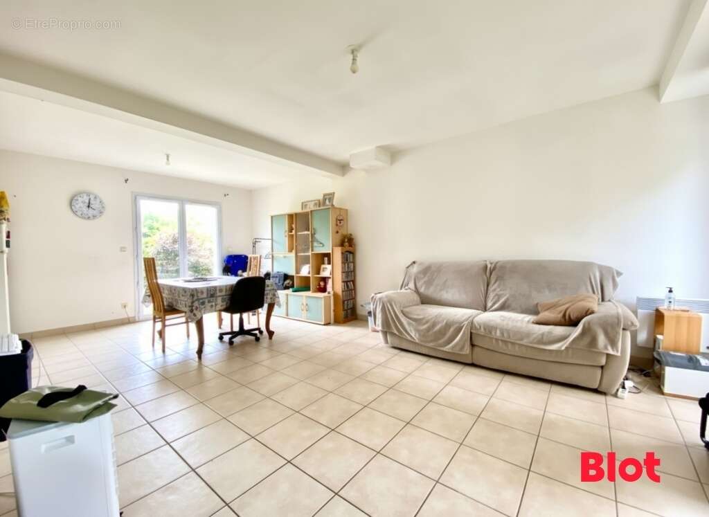 Maison à SAINT-MEEN-LE-GRAND