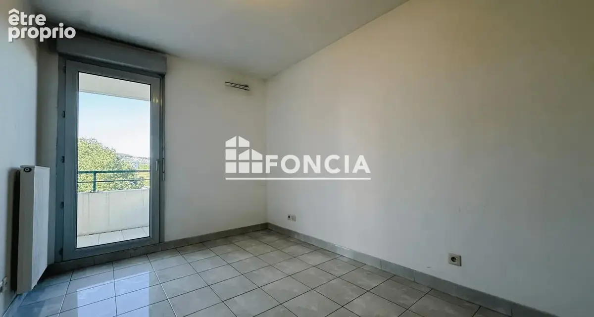 T3 avec terrasse, centre Bourgoin - Idéal primo accédant ou investisseur - photo 5
