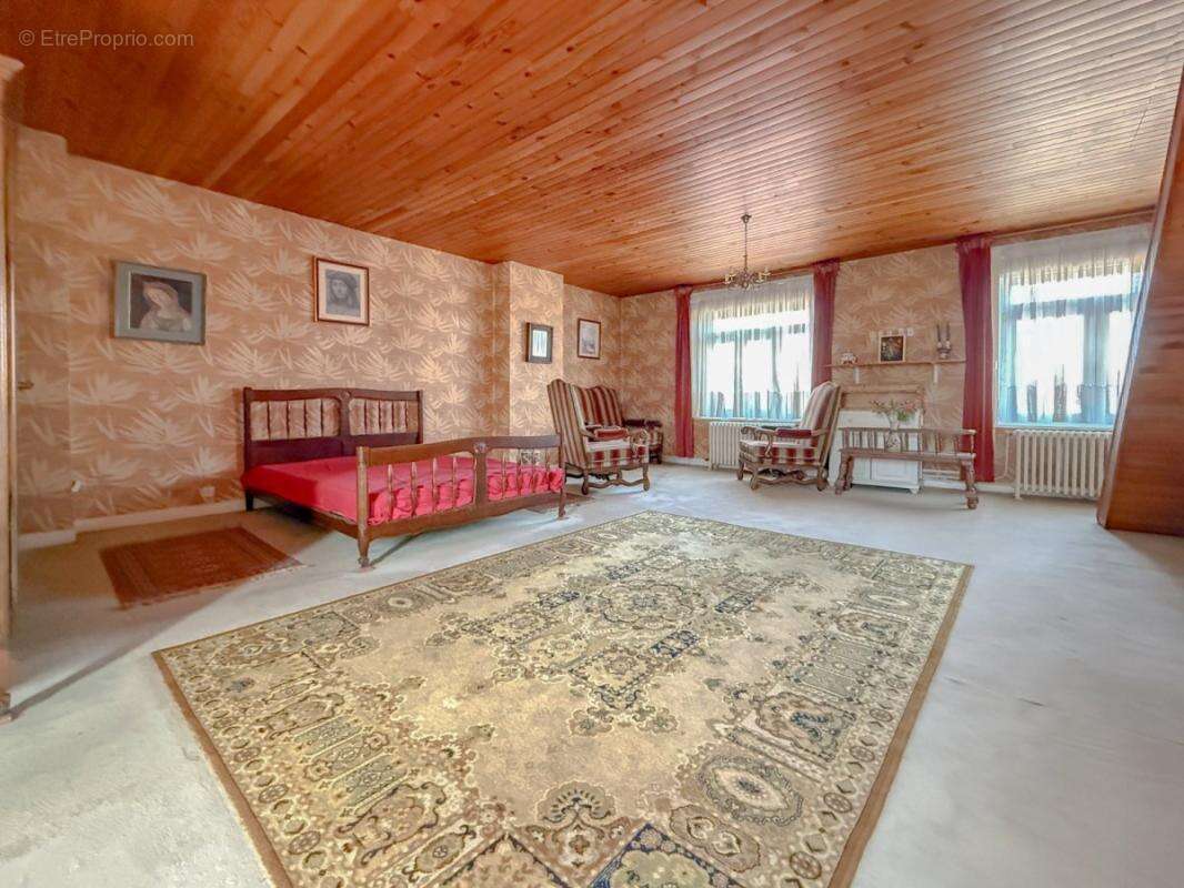 Maison à FACHES-THUMESNIL