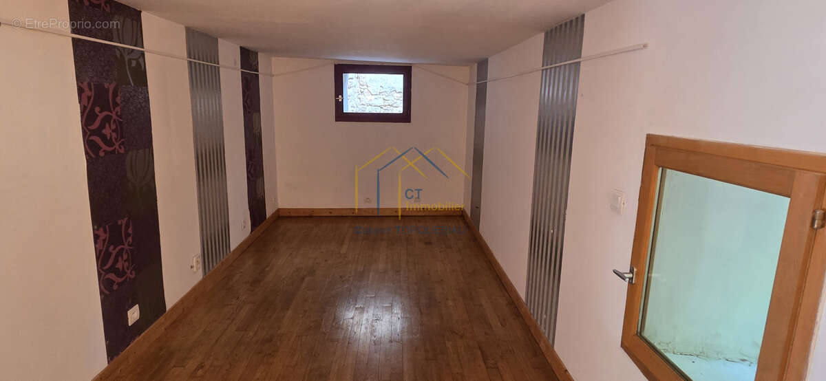 Maison à PUECHABON