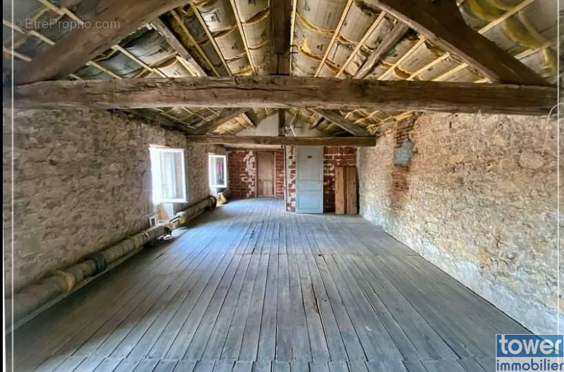 Maison à AUGIGNAC