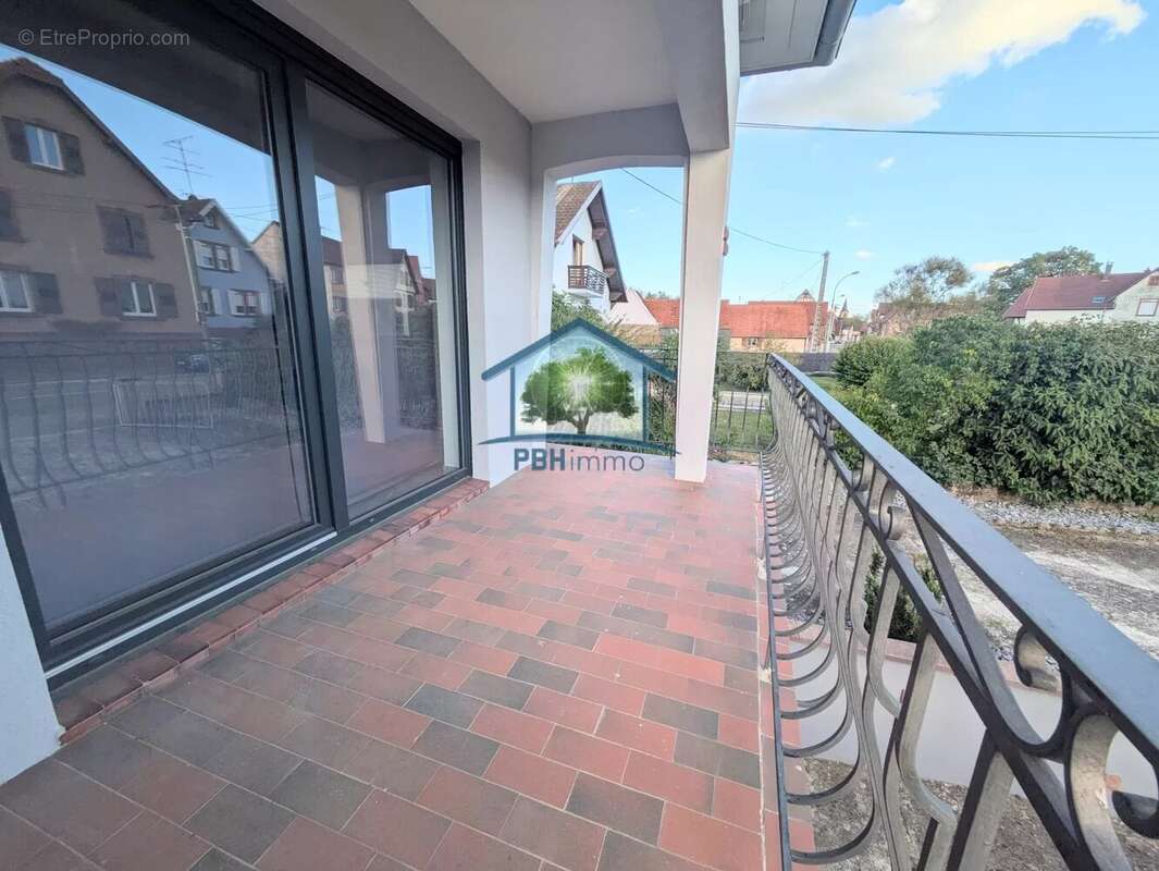 OBERMODERN (67) - Maison 130m² (165m² au sol) avec Cave, Dépendances (160m²) et Jardin sur 10.30 ares - photo 6