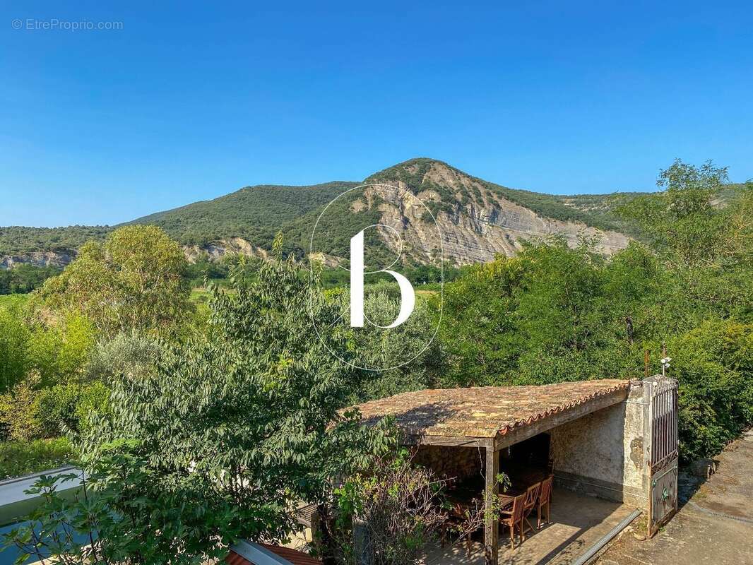 Maison à VALLON-PONT-D'ARC