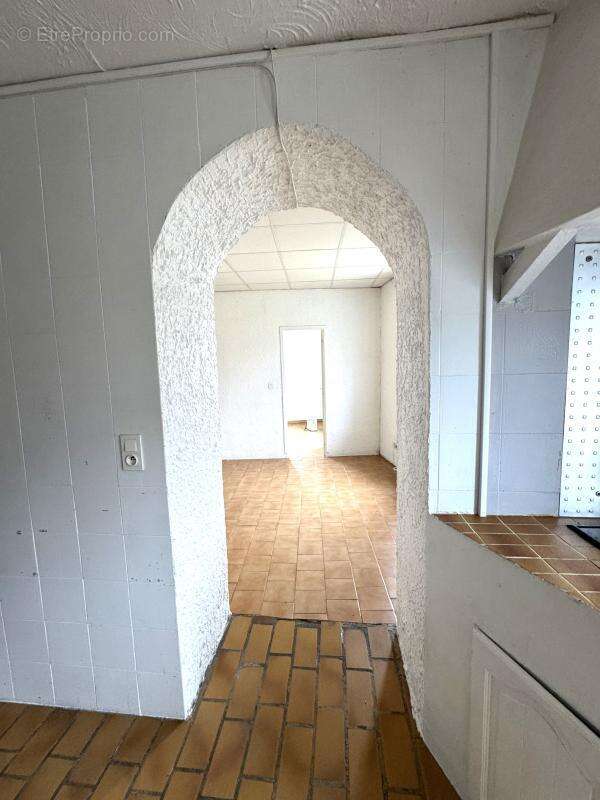 Appartement à CONTES