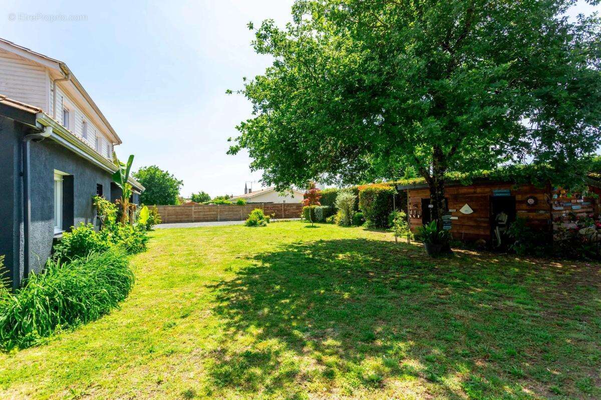 Maison à SAINTE-HELENE