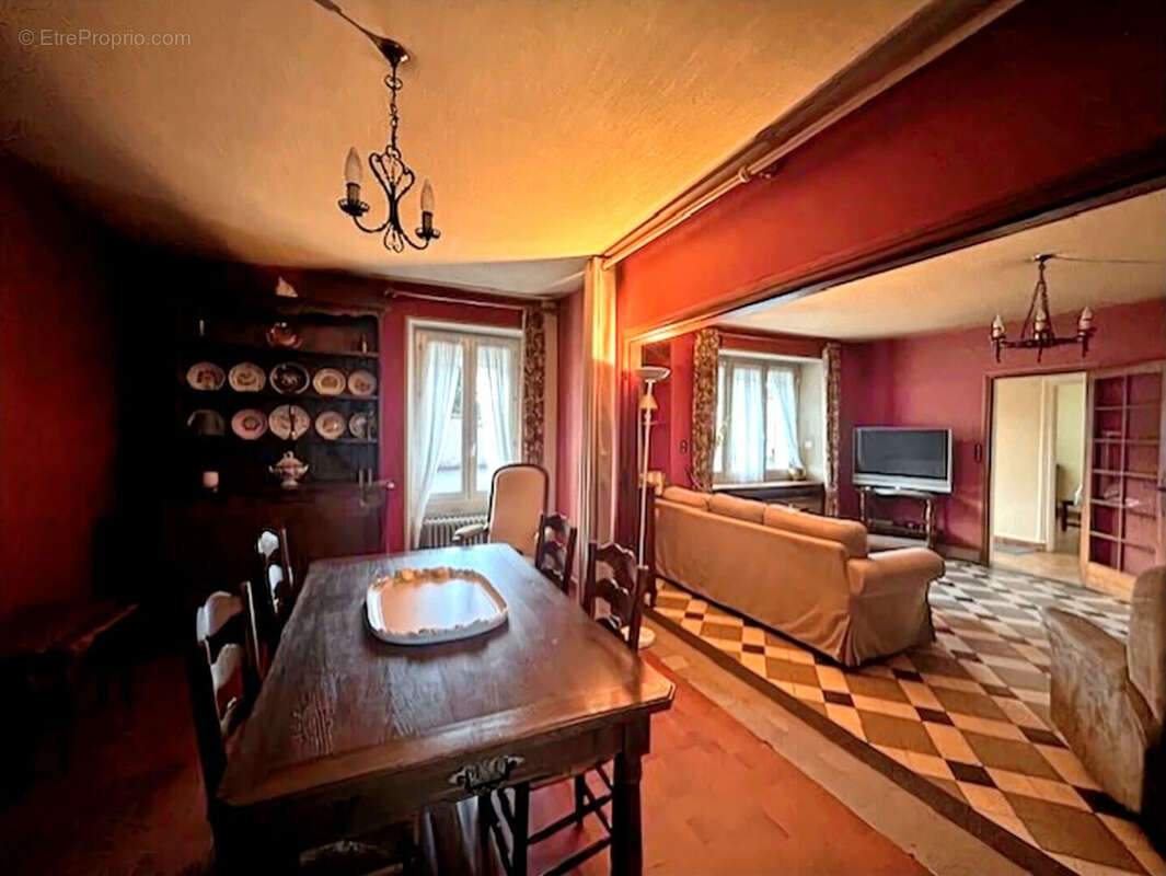 Maison à CONNANTRE