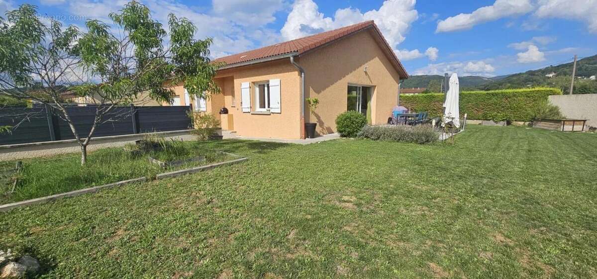 Maison à SAINT-JEAN-LE-VIEUX