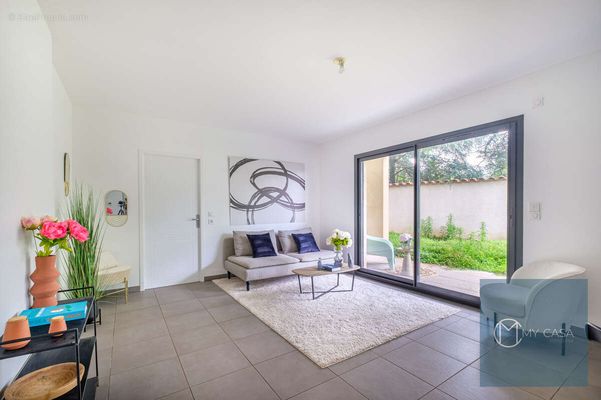 Appartement à RILLIEUX-LA-PAPE