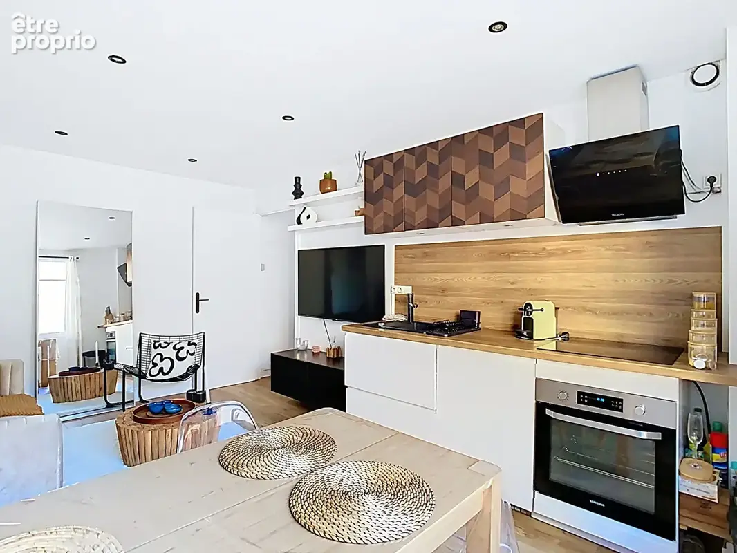 Mirabeau/Blanqui, proche Gare, Appartement T2 rénové - photo 3