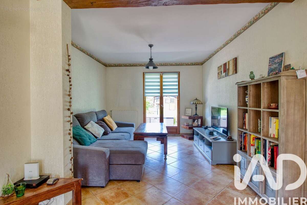 Photo 9 - Maison à VERDERONNE
