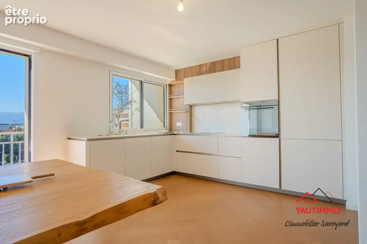 Appartement 134 m2 au dernier étage avec vue sur le Salève - photo 3